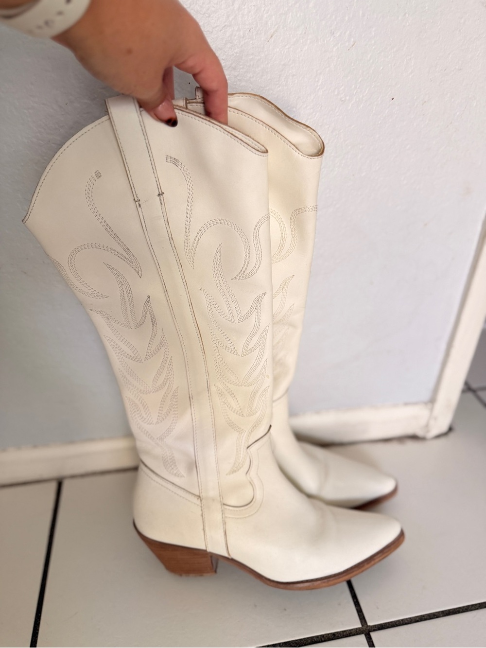 Matisse Cream Knee-High Western Heeled Boots